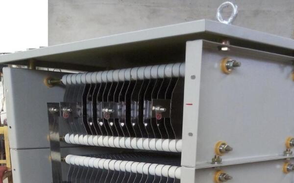 豆?jié){機(jī)馬達(dá)是單相電機(jī)還是三相電機(jī)？（你需要知道的關(guān)于豆?jié){機(jī)馬達(dá)的一切）