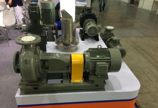 單相電機電容分正負級嗎（單相電機電容的作用及分類）