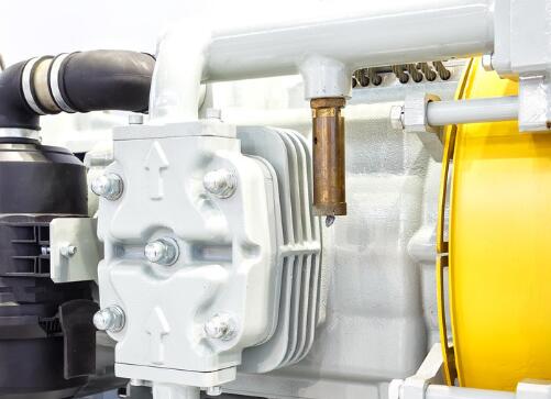 三根線的單相電機(jī)怎么接正反轉(zhuǎn)，三根線的正反轉(zhuǎn)原理