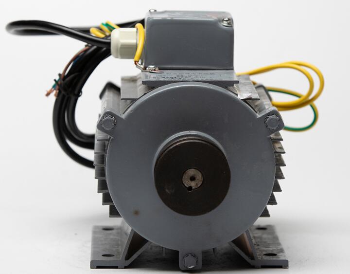 plc怎樣控制步進(jìn)電機(jī)驅(qū)動(dòng)器