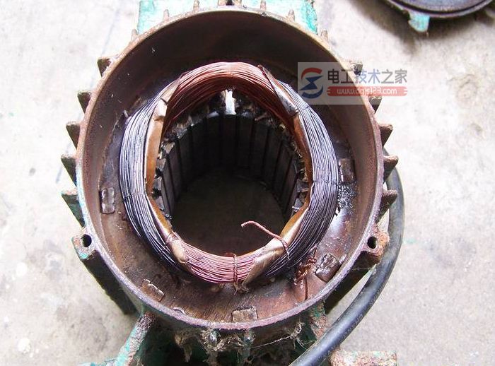 單相電容電動(dòng)機(jī)拆解圖片3